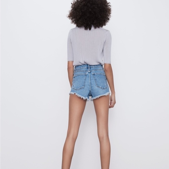 Zara High Rise Denim Shorts - Picture 11 of 13